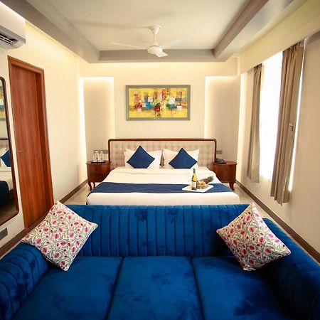 Clarks Inn Suites Jaipur Exterior photo