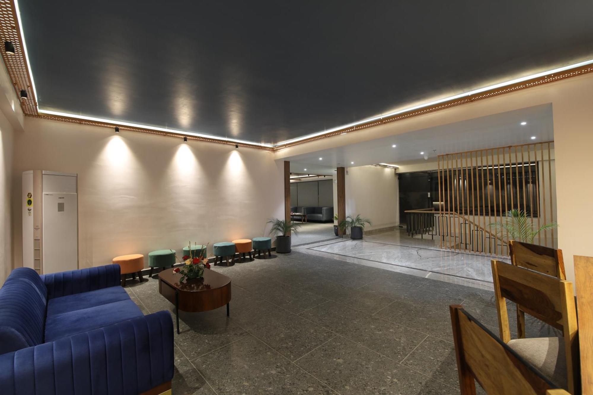 Clarks Inn Suites Jaipur Exterior photo